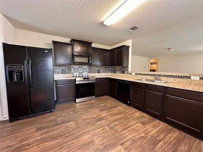 Photo - 1469 Breanna Ln