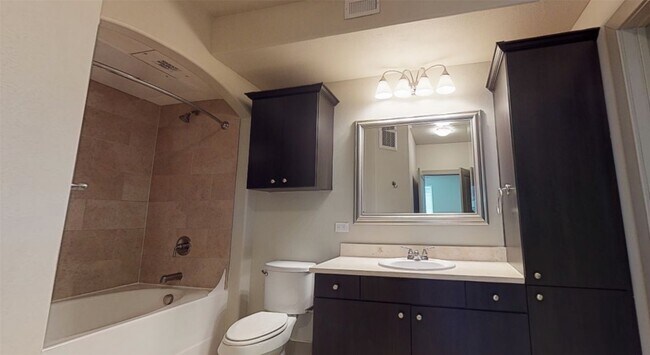 Photo - 1340 W Gray St Unit 203