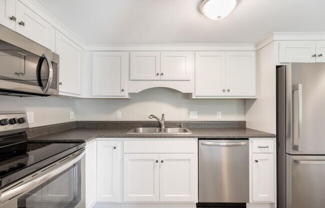 Photo - 3 Bedroom || 2.5 Bathroom - Townhome