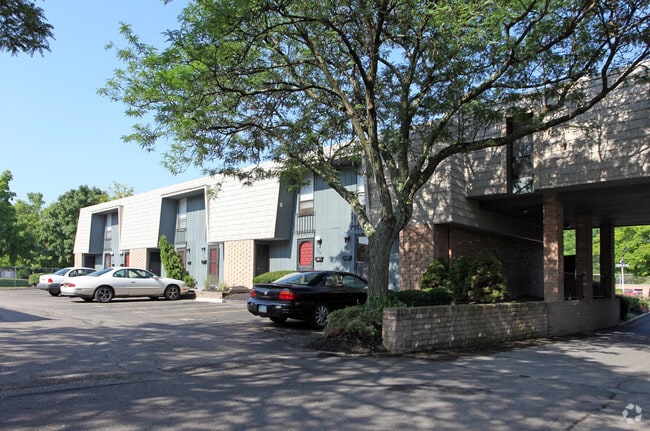 York Terrace East Apartments