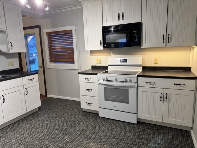 Photo - 43 Pleasant View St