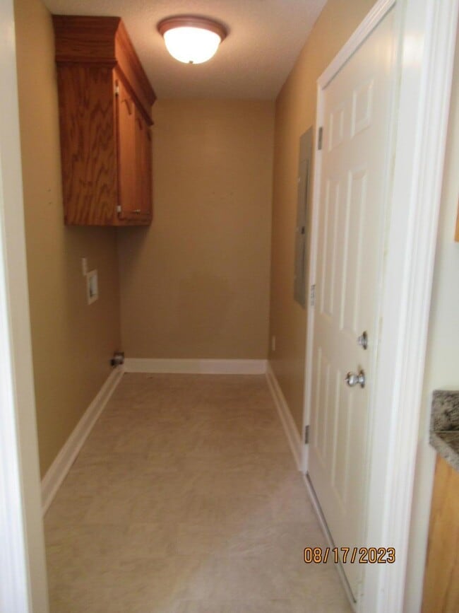 Photo - 4690 Great Oak Cir