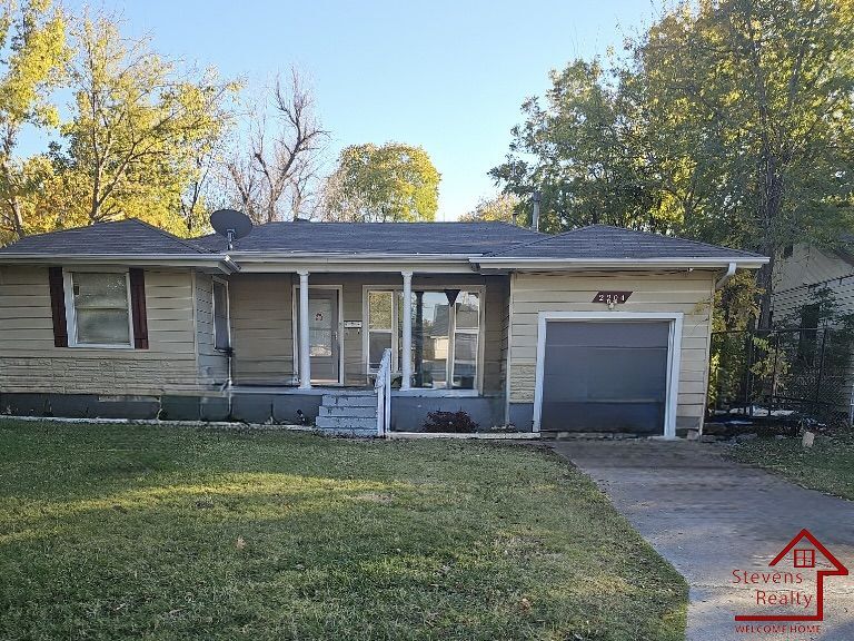Photo - 2204 NW Denver Ave House