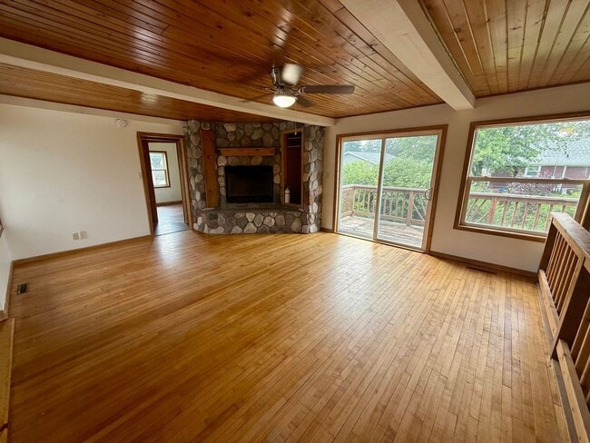 Building Photo - 3 Bed 2 Bath Single Family Home in Elcho