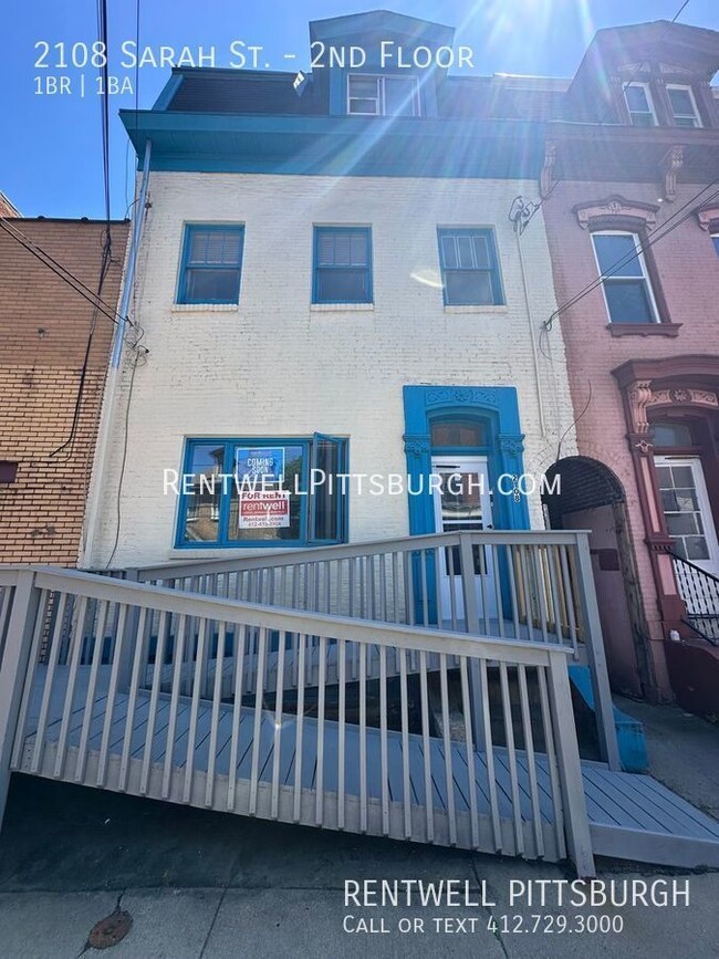 Photo - 2108 Sarah St Apartamento Unidad 2nd Floor