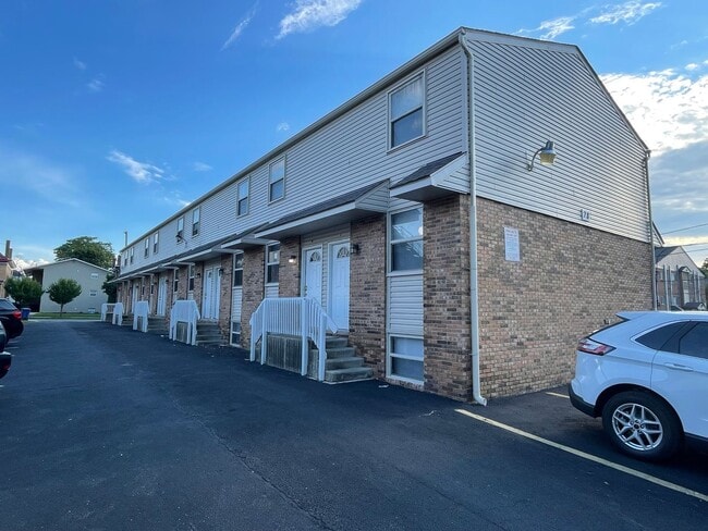 Photo - 78 W 9th Ave Unit E