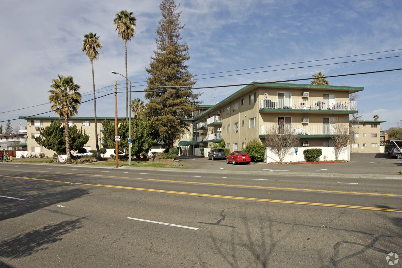 Belfort Arms Apartments - Belfort Arms Apartments