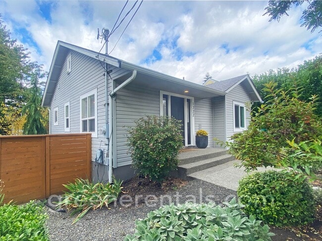 Photo - 1222 9th Ave SE