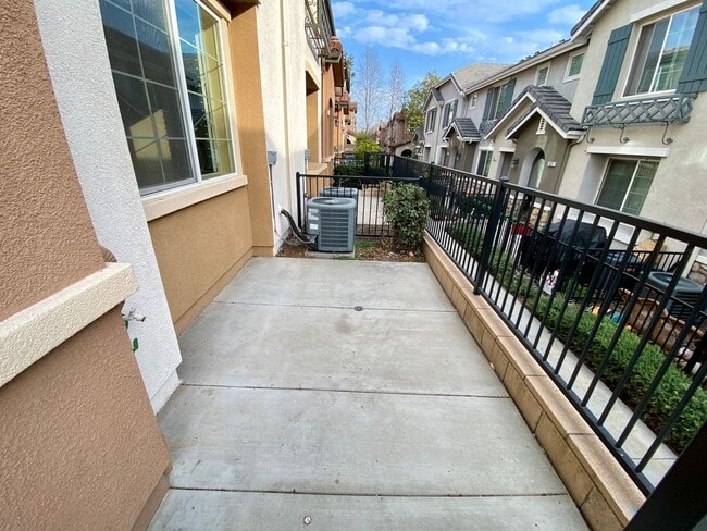 1526 Milan Ct