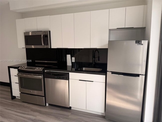 Photo - 1040 NE 78th St Unidad 1