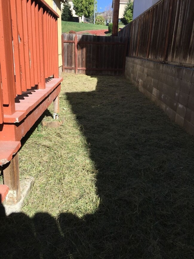 Photo - 2Bed/1Bath Single Family Home Located In Private Area Near East 14th St. San Leandro, Ca.