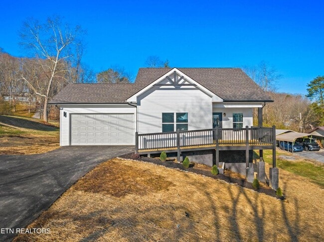 Photo - 2319 Island Blvd