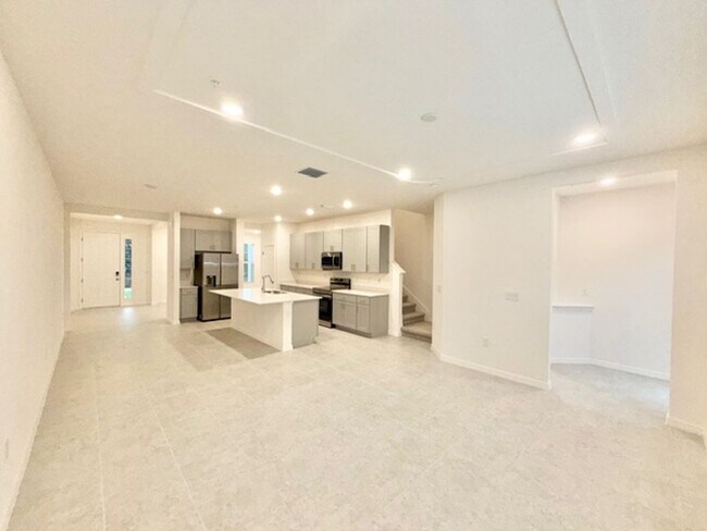 Photo - Apopka - 3 Bedroom, 2.5 Bathroom - $2,595.00