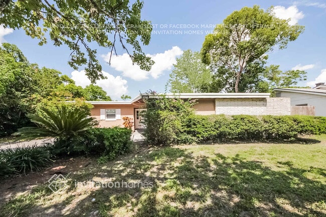 Photo - 1790 Viburnum Ln