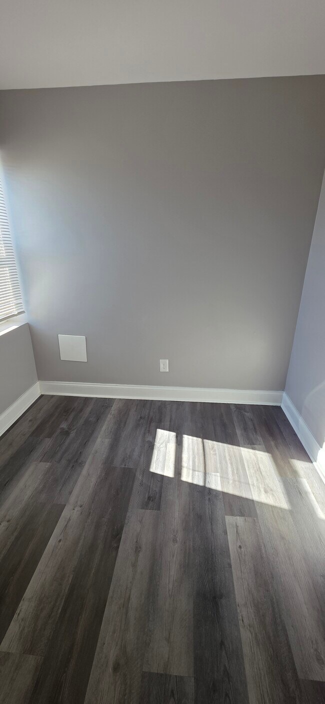 Photo - 201 N Rose St