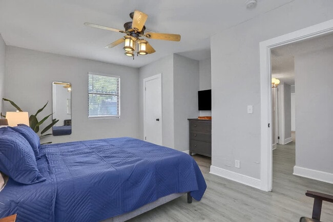 1009 N 9th St Unit SI ID1578521P