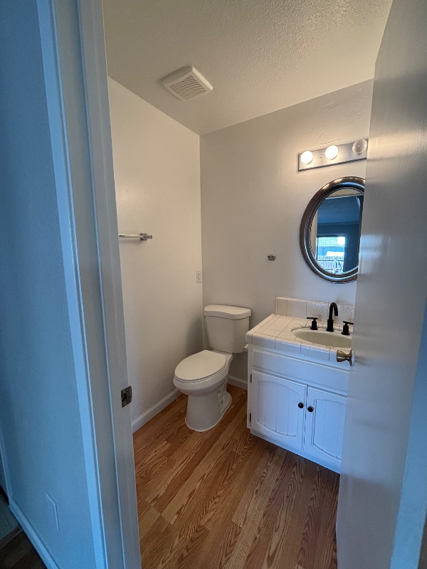 Photo - 3733 Chippewa St