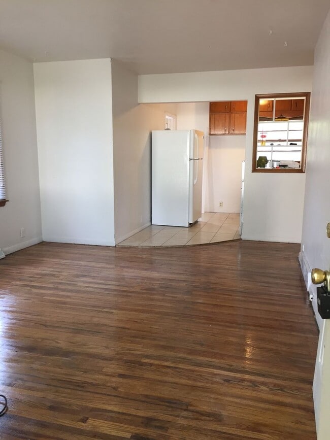 Photo - 610 Anthony St