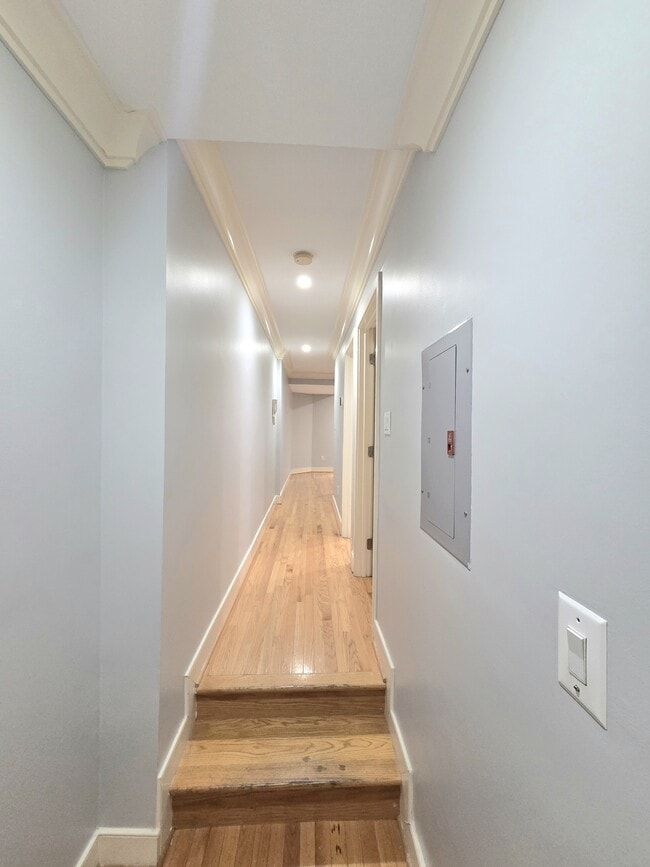 Photo - 1620 Corcoran St NW