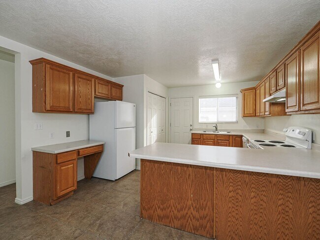 Photo - 2 Bedroom, 2 Bathroom Home