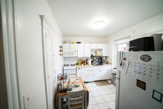 Photo - 43 Selkirk Rd Unit 9