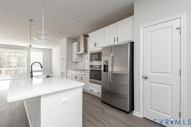 Building Photo - 600 Rivanna Hl Rd Rental