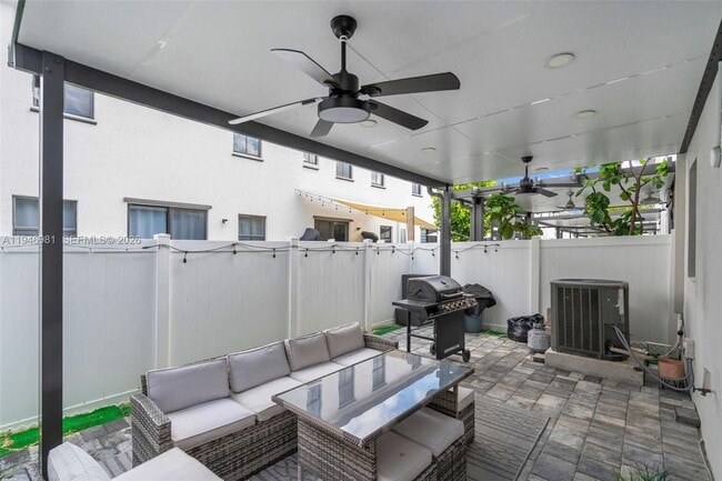 Photo - 11051 W 33rd Ln