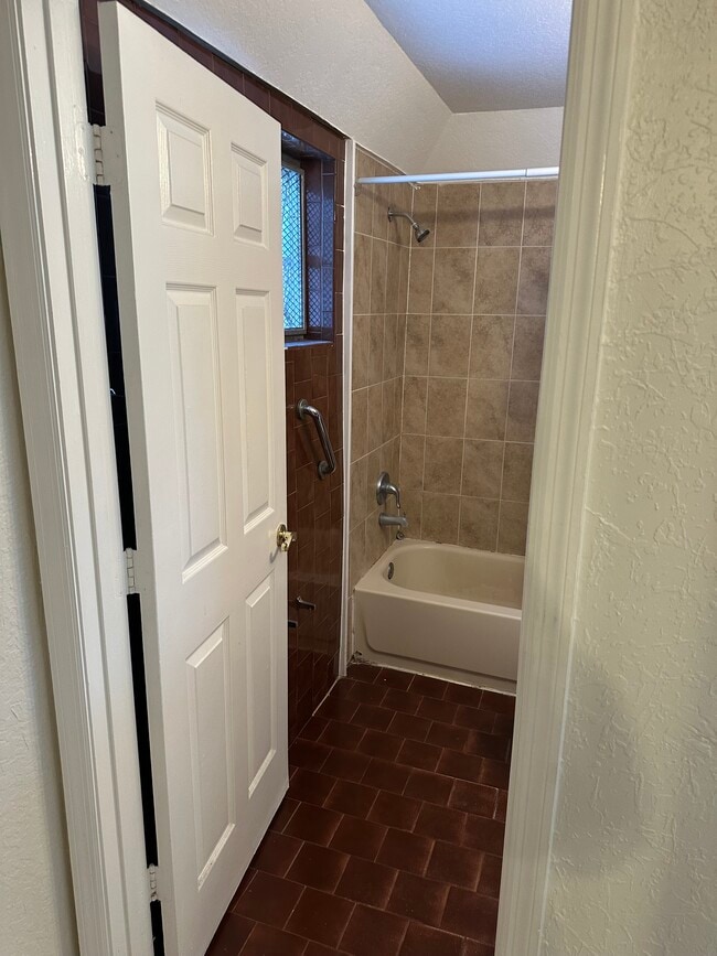 Photo - 4360 SW 2nd Ter Unit Efficiency