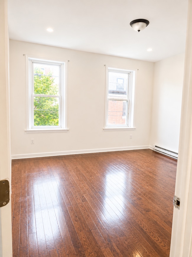 Photo - 1708 Mifflin St Unit 2
