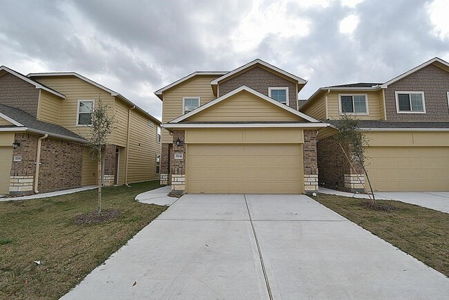 Photo - 17041 Wilthorne Gardens Ct