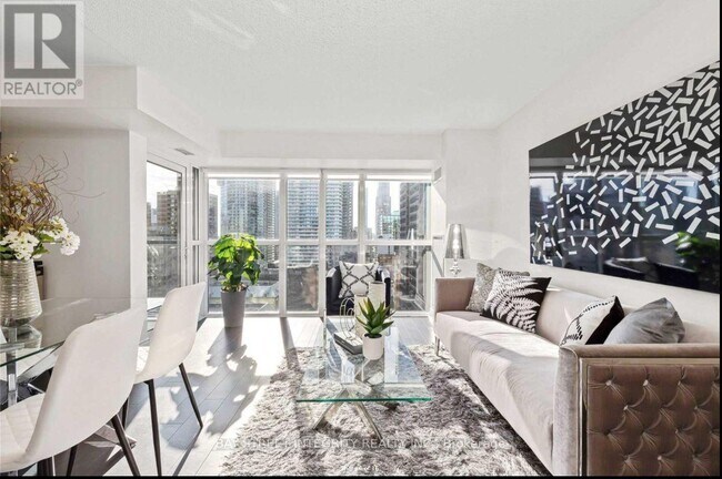 Photo - 28 Ted Rogers Way Unit 1705