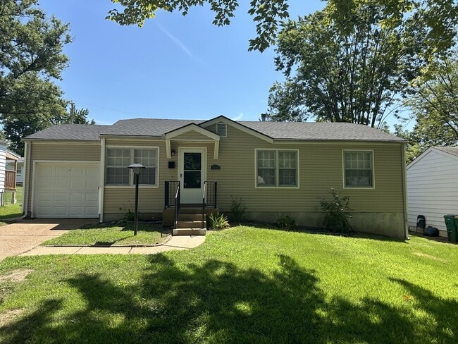 Building Photo - 10110 Tappan Dr Rental