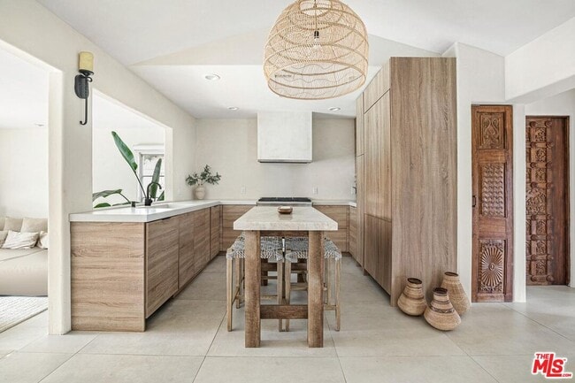 Photo - 4267 Murietta Ave