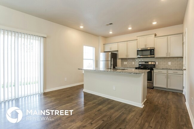 Photo - 557 Smoky Valley Ln