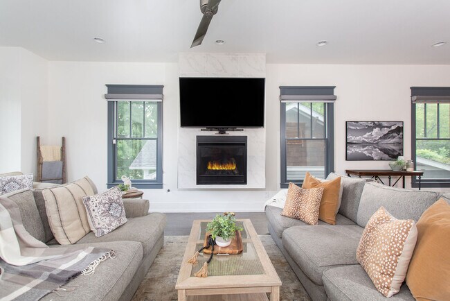 Photo - 1310 Stainback Ave