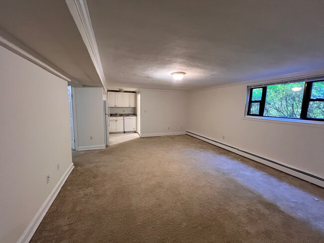 Building Photo - 60 Harvard Ave Unit B Rental