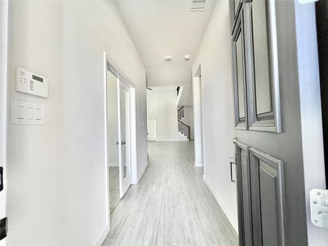 Photo - 991 Sprangletop St