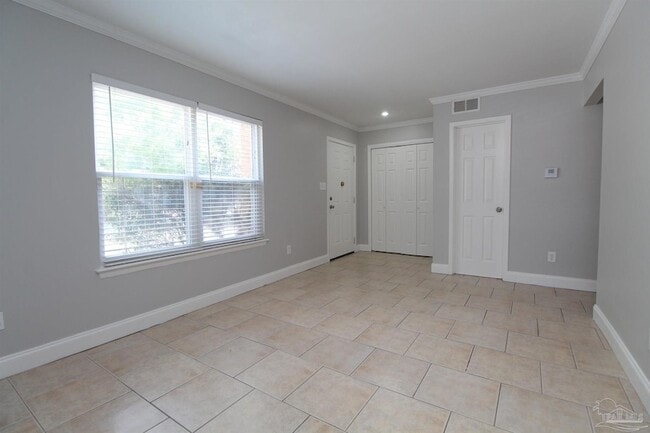 Photo - 1804 Loyola St