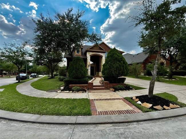 Photo - 19506 Mills Glen Drive