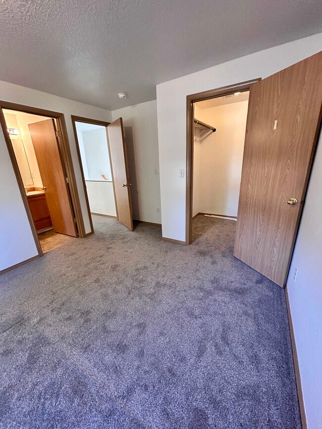 Photo - 15814 NE 90th St