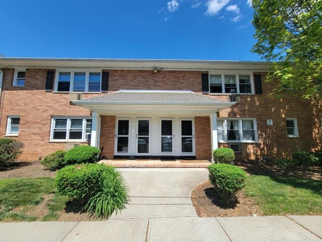 Photo - 96 East Ave Condo Unit 54