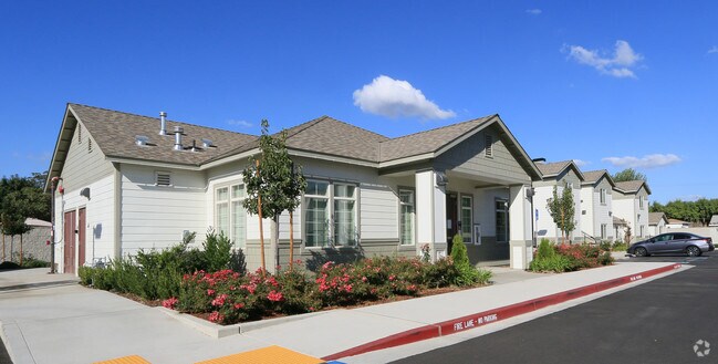 Photo - Meadow Glen Apartments