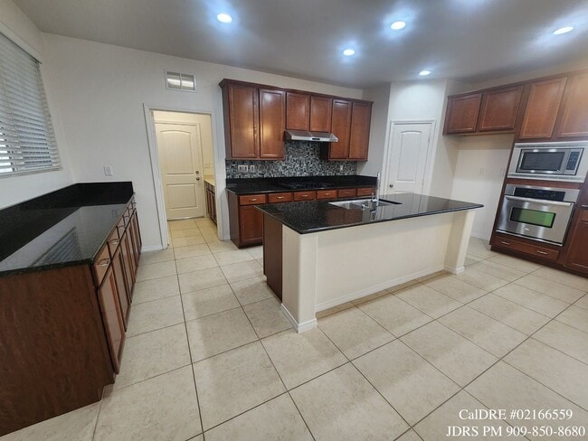 Photo - Eastvale 3 Bedroom Home
