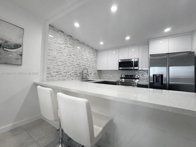 Photo - 3800 S Ocean Dr Unidad 1710