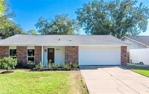 Building Photo - 15423 Empanada Dr