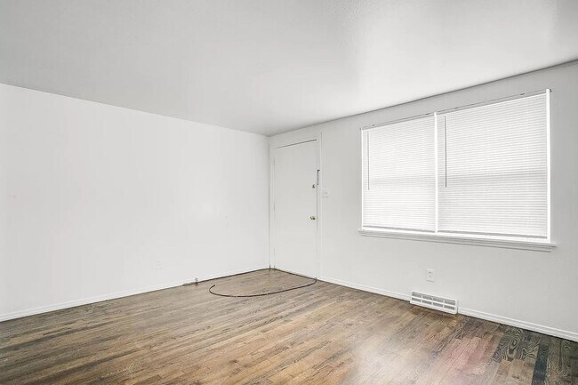 Photo - 4504-4506 N Jackson Ave Unit 4504