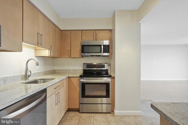 Photo - 3800 Fairfax Dr Unit 1310