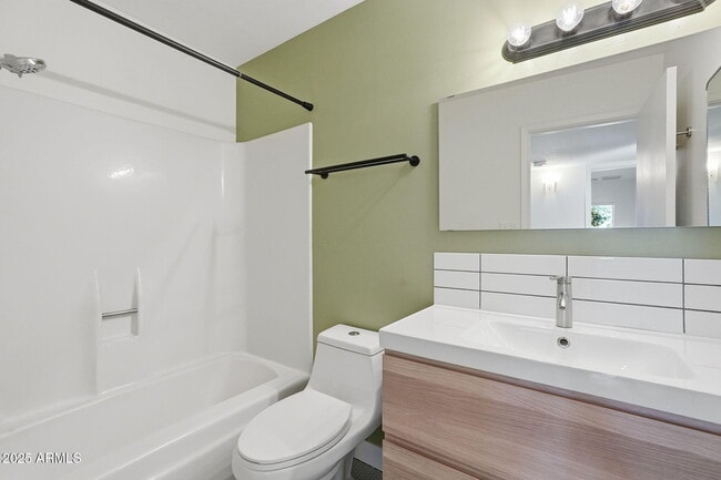 Photo - 1321 E Townley Ave