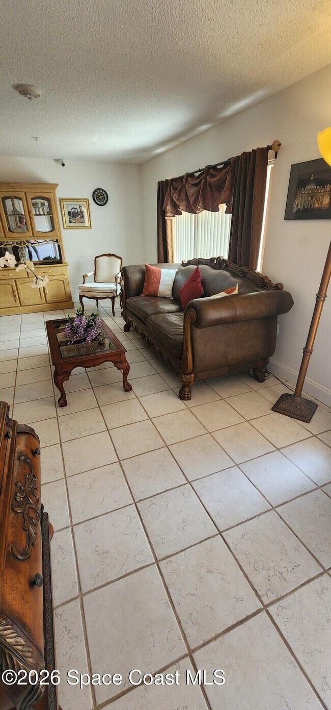 Photo - 610 Palm Dr