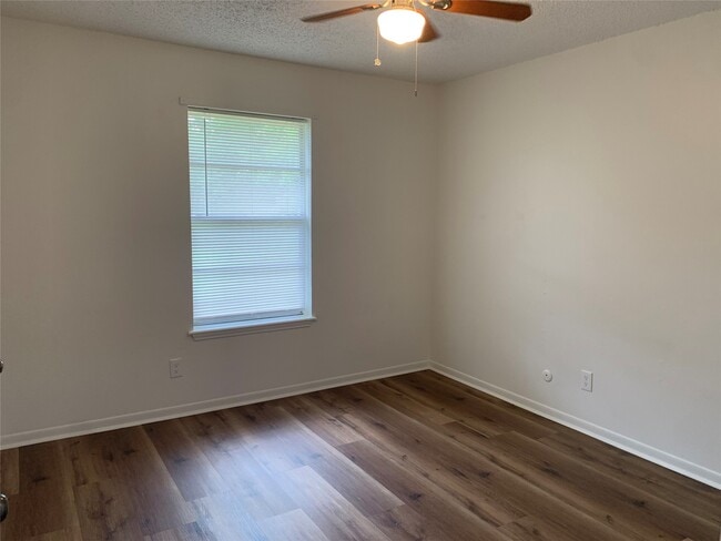 101 Willenberg St Unit 5
